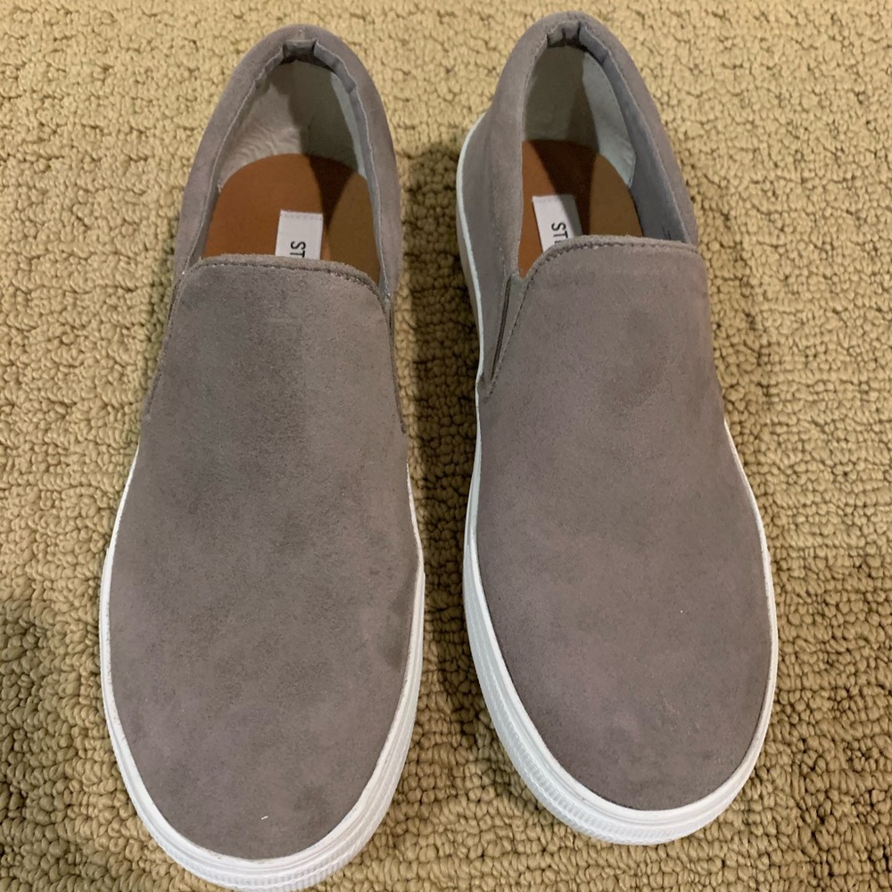 Steve Madden Gills Platform Slip on Sneaker
